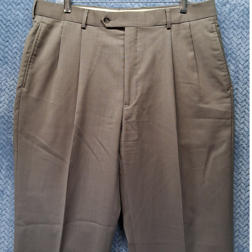 Tommy Hilfiger Mens 36x32 Taupe Brown 100% Wool Pleated Cuffed Dress Pants